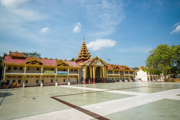 Een prachtig panoramisch uitzicht over Yangon Myanmar