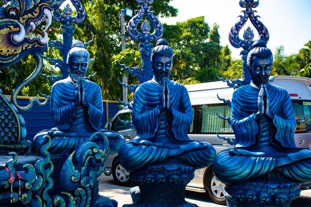 Een prachtig uitzicht op de Blauwe Tempel in Chiang Rai Thialand