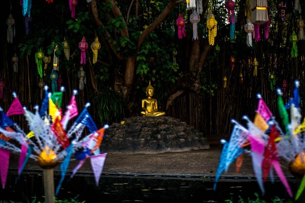 Een prachtig uitzicht op de boeddhistische tempel in Chiang Mai Thailand