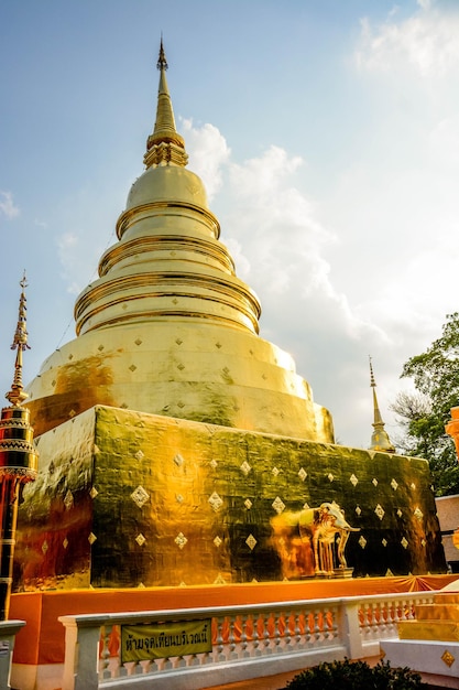 Een prachtig uitzicht op de boeddhistische tempel in Chiang Mai Thailand