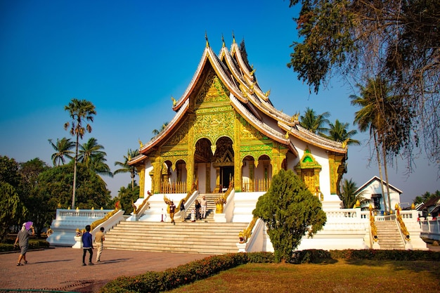 Een prachtig uitzicht op de boeddhistische tempel in Luang Prabang Laos