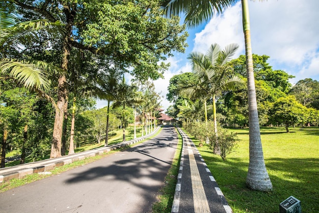 Een prachtig uitzicht op de botanische tuin op Bali, Indonesië