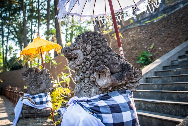 Een prachtig uitzicht op de Pura Tirta Empul-tempel op Bali, Indonesië