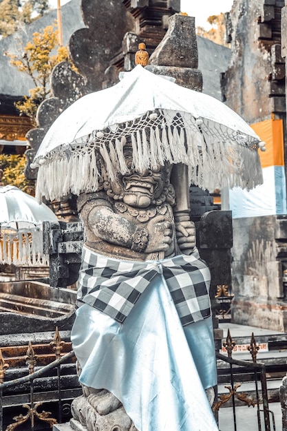 Een prachtig uitzicht op de Pura Tirta Empul-tempel op Bali, Indonesië