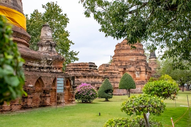 Een prachtig uitzicht op de Wat Yai Chai Mongkhon-tempel in Ayutthaya Thailand