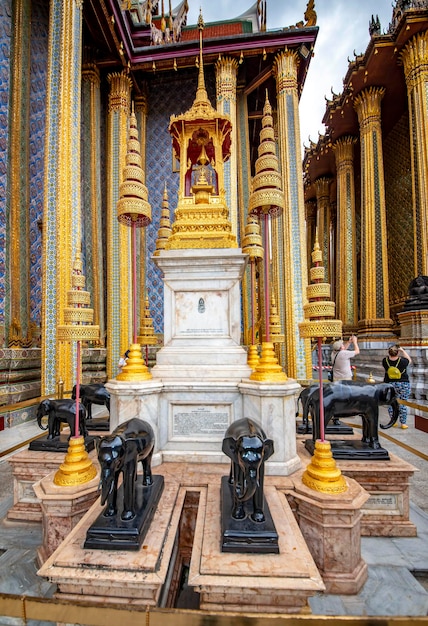 Een prachtig uitzicht op Grand Palace de Wat Phra Kaew-tempel in Bangkok Thailand