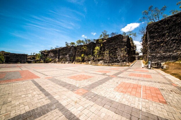 Een prachtig uitzicht op gwk garuda wisnu kencana park in bali, indonesië