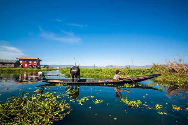 Een prachtig uitzicht op het Inlemeer in Myanmar