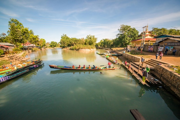 Een prachtig uitzicht op het Inlemeer Myanmar