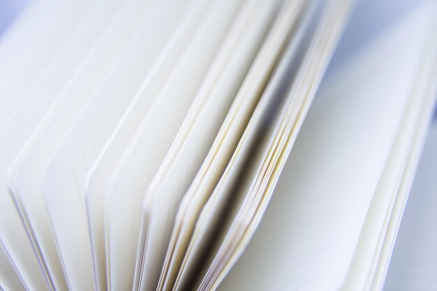 Een prachtige close-up van een boek stapel boeken ondiepe diepte van het veld foto