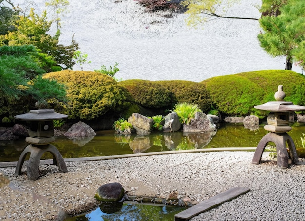 een prachtige tuin in Japanse stijl