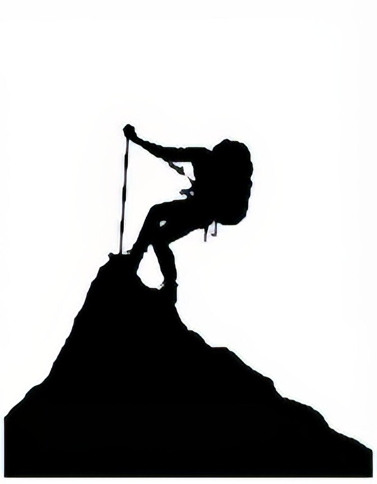 Foto een silhouet van een man met een rugzak op zijn rug