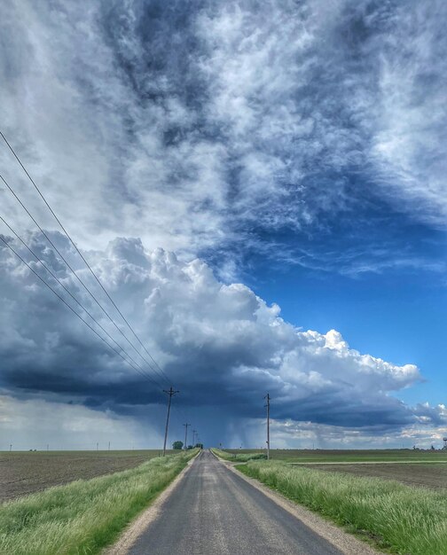 Foto een storm in de verte.