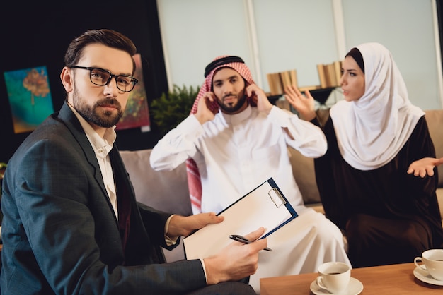 Een succesvolle psycholoog bij de receptie