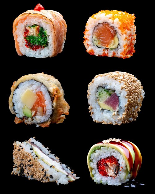 Een verscheidenheid aan maki sushi op een glanzende zwarte achtergrond