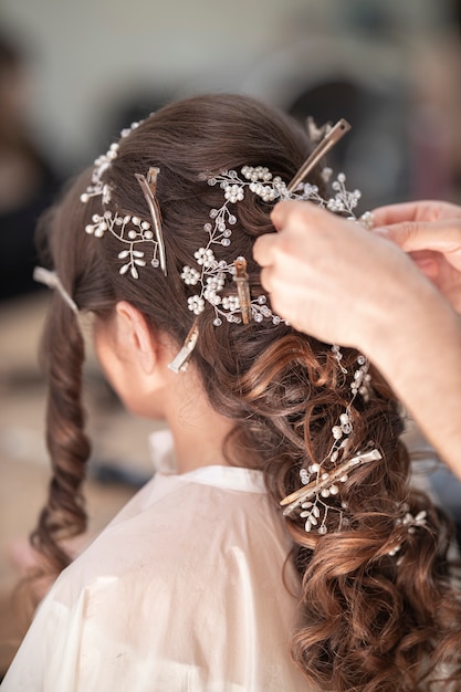 Een vrouw in de schoonheidssalon