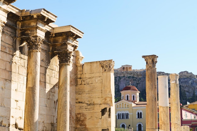 Een zicht op de ruïnes van de oude stad Athene