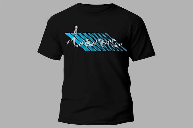Een zwart t-shirt met het woord love erop.