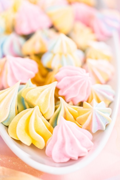 Eenhoorn meringue koekjes