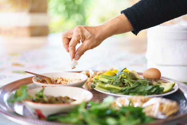 Eettraditie Noord-Thais eten