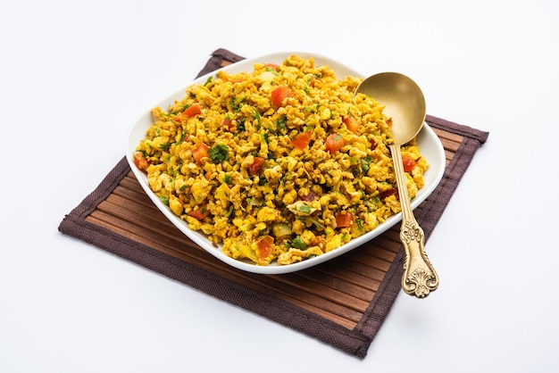 Egg bhurji, ook bekend als Masala Anda Bhurji, is een roereigerecht dat een populaire Indiase str