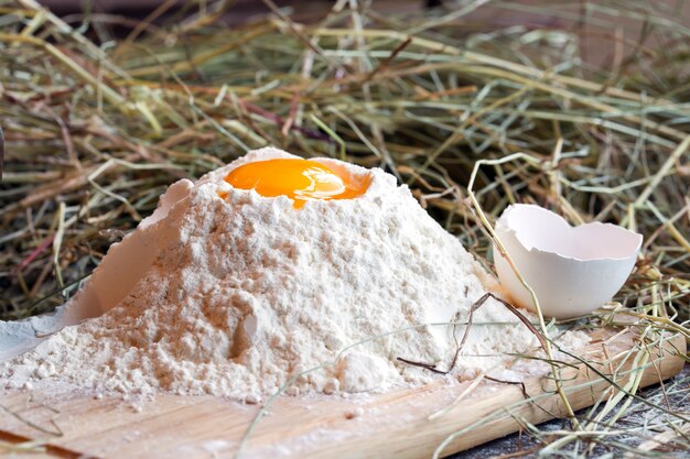 Egg yolk in flour