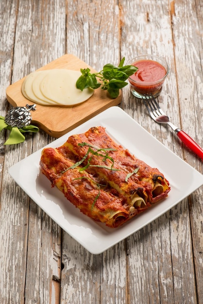 Eggplant cannelloni with tomato sauce