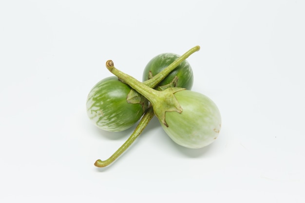 Photo eggplant on white background