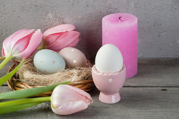 Eggs and rose aroma candle