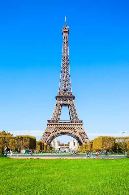 Фото Эйфелева башня в париже франция