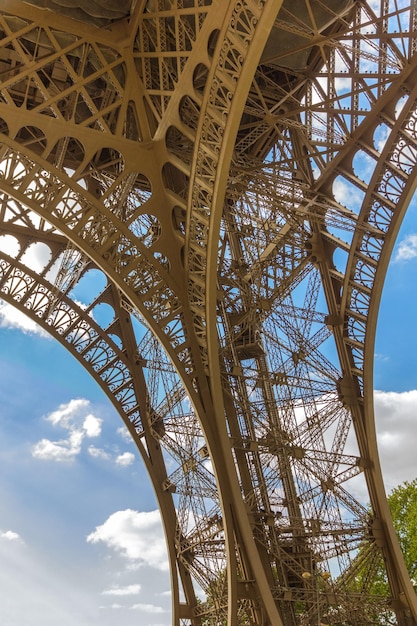 パリのエッフェル塔フランス