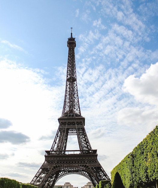 Эйфелева башня в Париже Франция