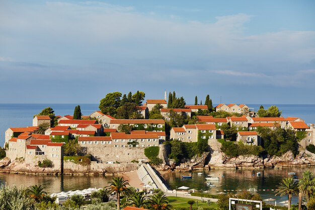 Eiland Sveti Stefan - Montenegro - architectuur en natuur