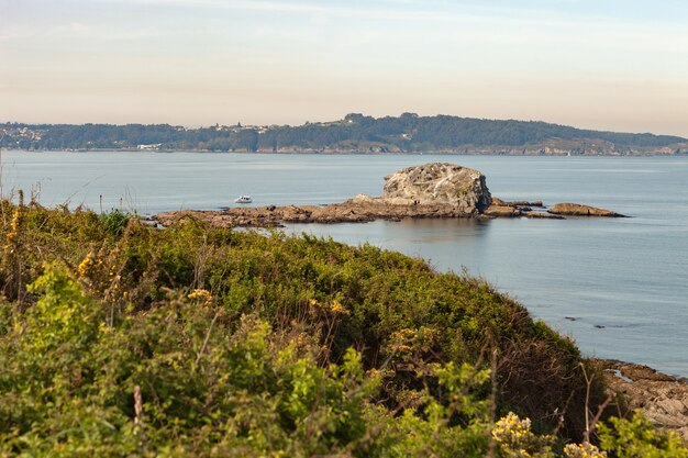 Eilandje aan de kust van Spanje