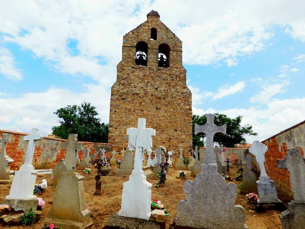 Photo el salvador church of fresno of the polvorosa zamora spain