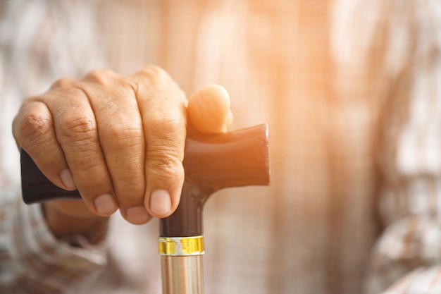 Elderly cane handles reduce the risk of accidents