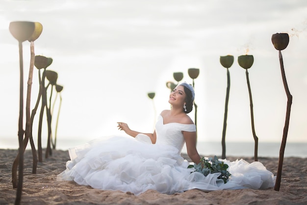 Elegant uitziende bruiden in westerse stijl