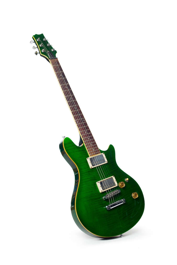 Foto elektrische gitaar die op wit wordt geïsoleerd