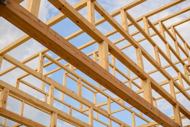 The elements constituting the roof of the wooden beams of the Japanese pagoda