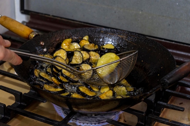 シャキシャキとした健康的な野菜で食事をグレードアップしましょう