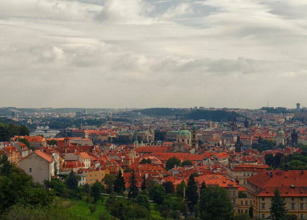 Foto vista in elevazione su praga - repubblica ceca