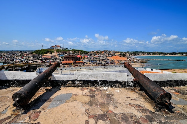 Photo elmina castle also called the castle of st george located on the atlantic coast of ghana west of the capital accra it is a unesco world heritage site