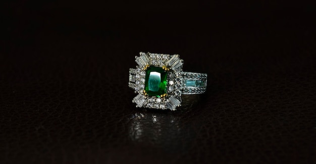 emerald greenemeraldjewelry