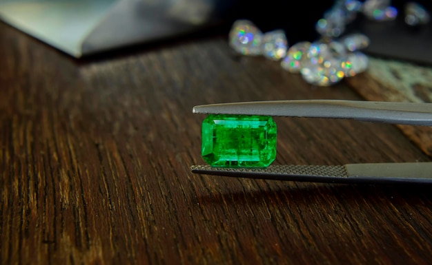 emerald for jewelry