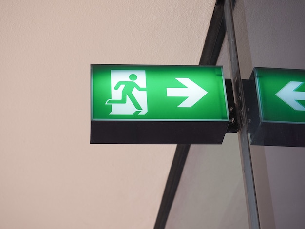Photo emergency exit sign