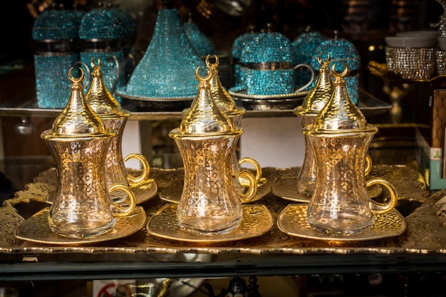 Пустая подлинная турецкая стеклянная чашка для чая
