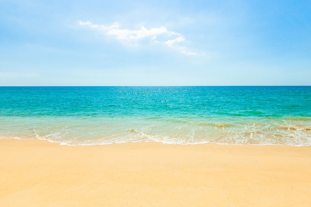 Paradiso spiaggia vuota