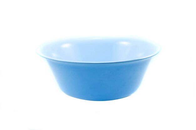Photo empty blue plastic bowl isolated on white background