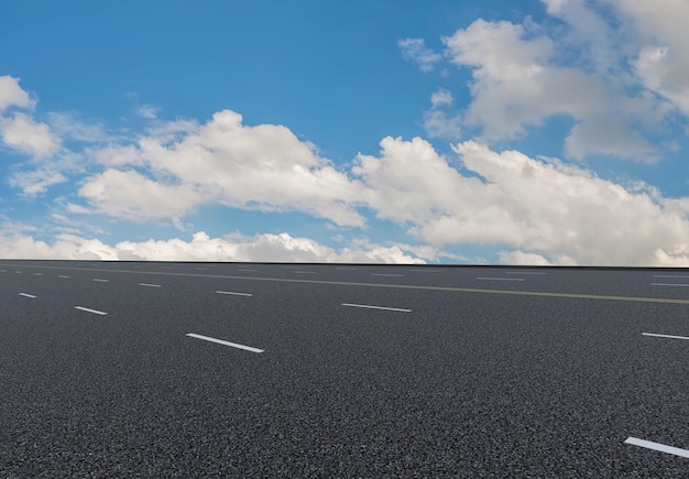 空のハイウェイのアスファルト道路と美しい空の風景