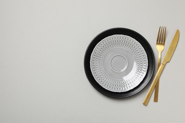 Photo empty plate composition for minimal and minimalism concept